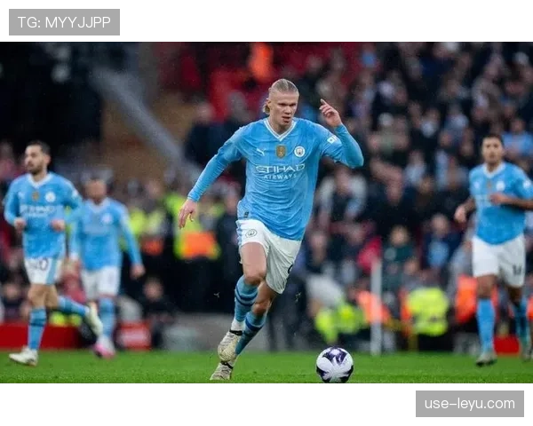 哈兰德高位插上如何撕开防线并引领本赛季强强对话的进攻潮流